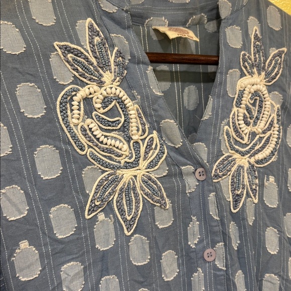 Lace Polka Dot Dress with Embroidered Floral - Picture 2 of 4